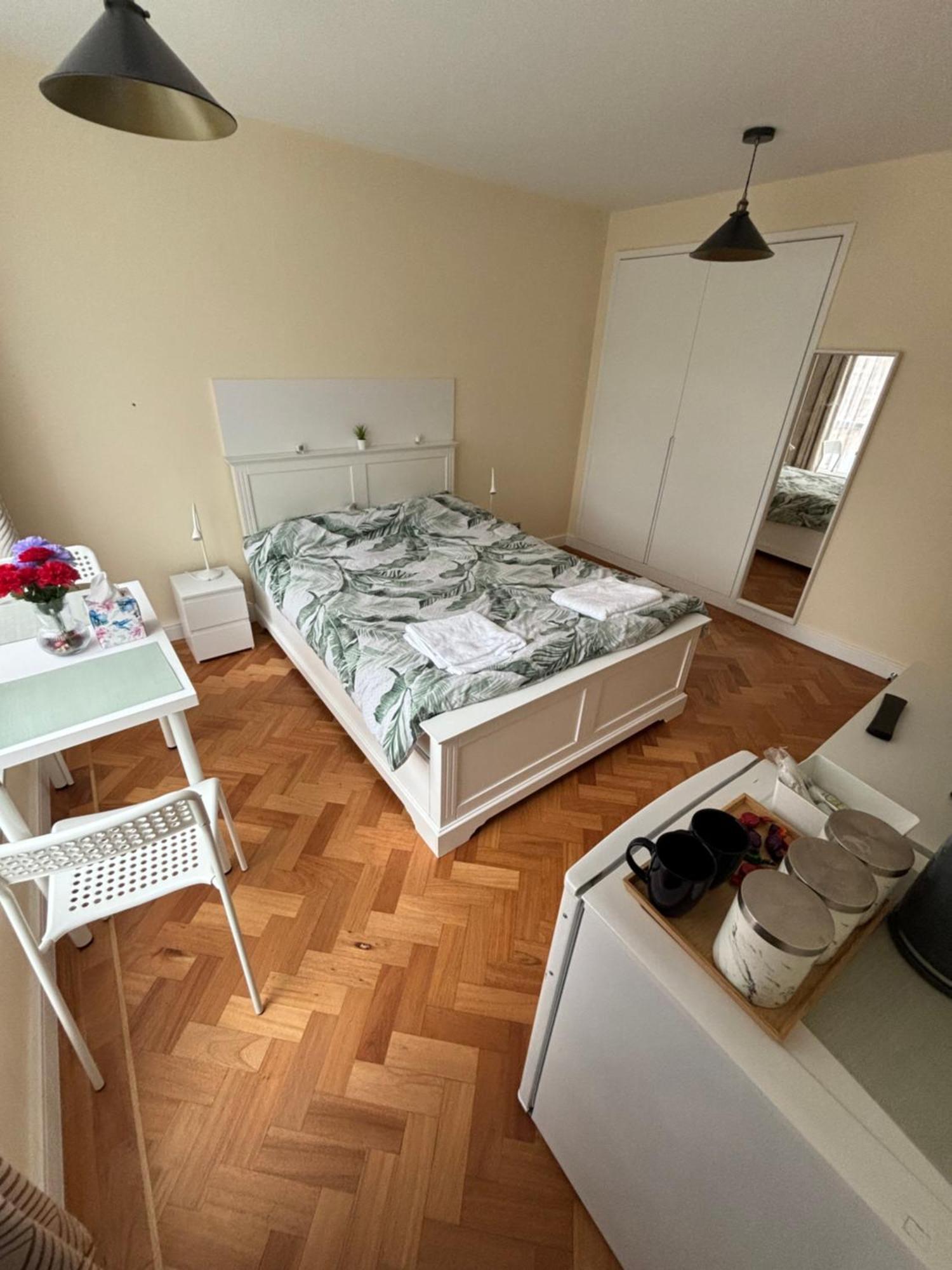 Wembley Stadium Large Double Room London Ngoại thất bức ảnh